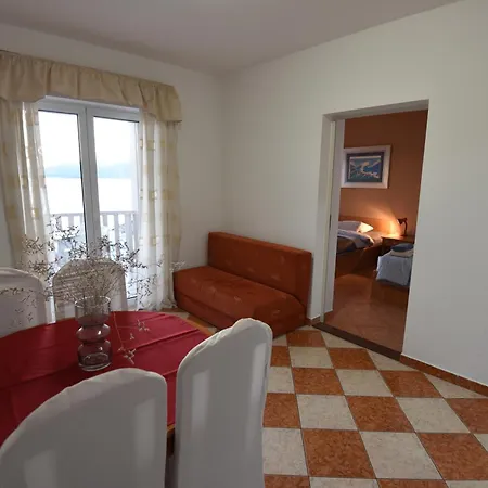 Apartment Resort アパート