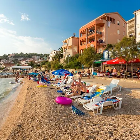 Apartment Resort * コマルナ