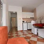 Apartment Resort شقة كومارنا