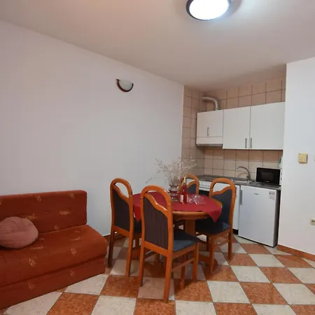 Apartment Resort *