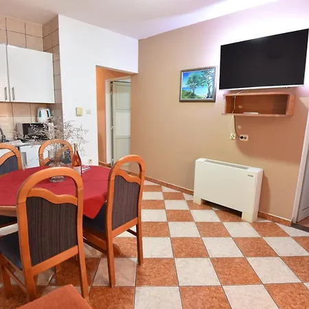 Apartment Resort 코마르나