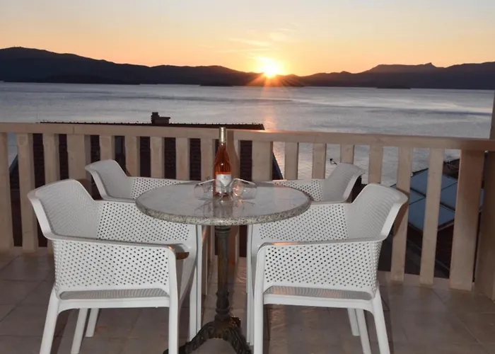 아파트 Apartment Resort *